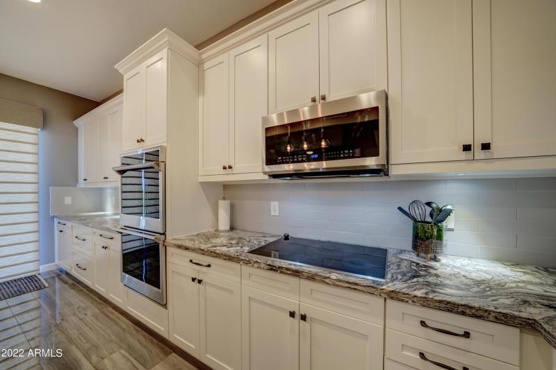 19475 N Grayhawk Dr, 1057-11