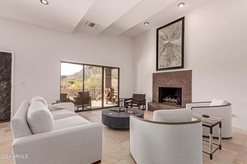 0012-12 - Coyote Pass