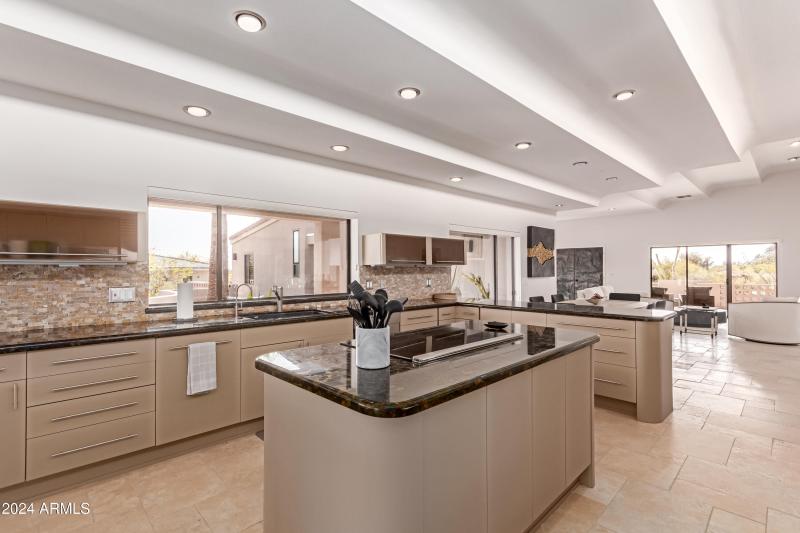 0017-17 - Coyote Pass