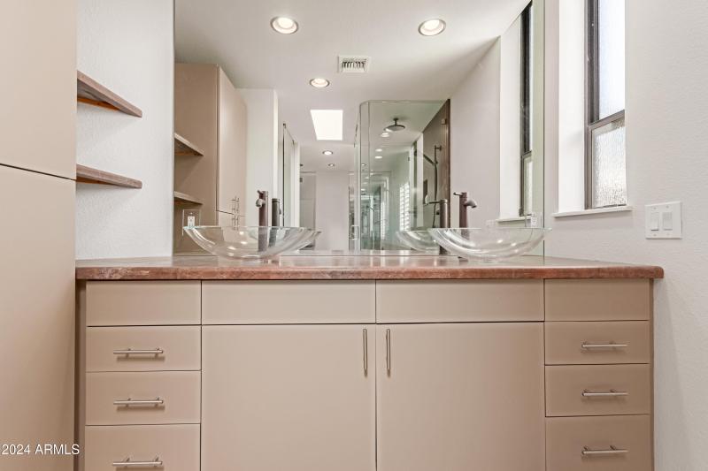 0029-29 - Coyote Pass