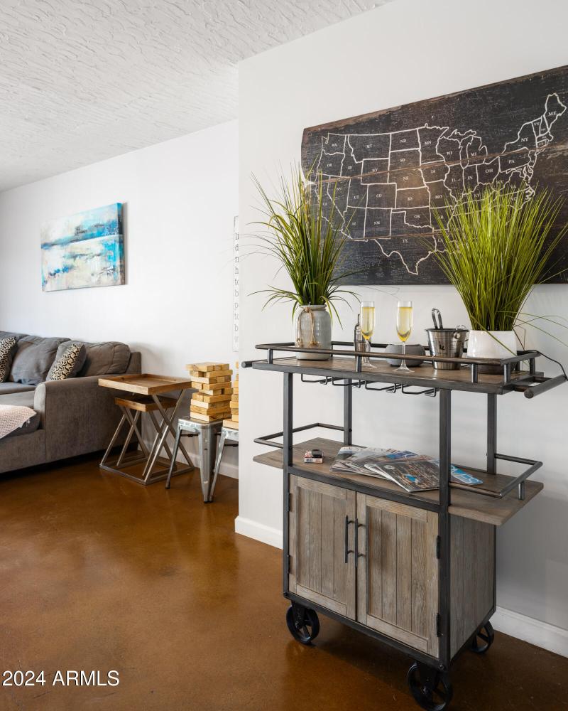 PropertyImageCo_7702EVerdeLn_WEB34