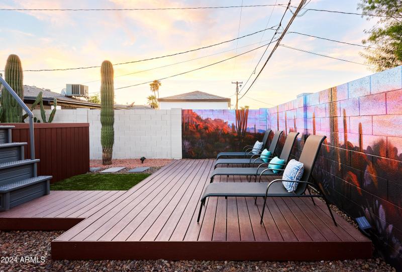 PropertyImageCo_7702EVerdeLn_Twilight_10