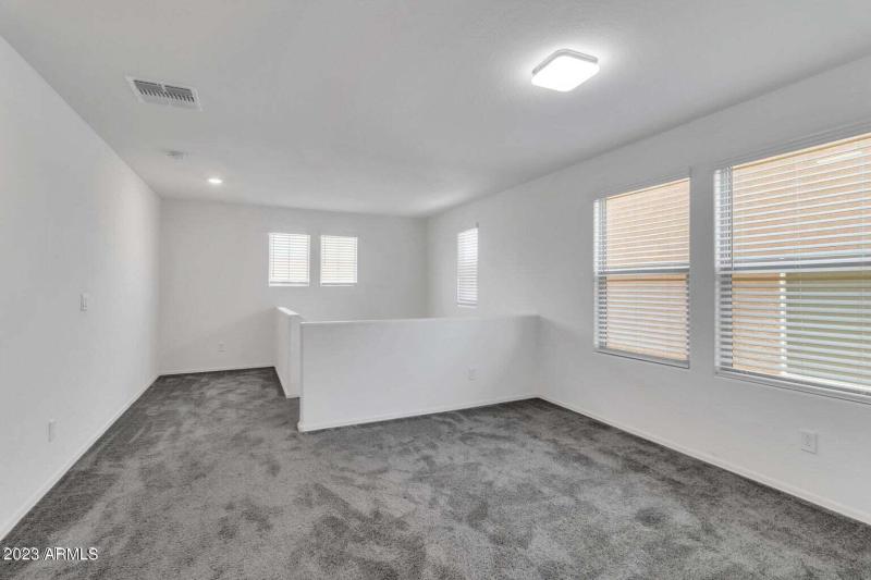 20230502153332617177000000-30