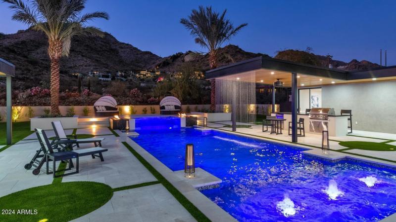 6664 N 40th St-large-045-023-6664 N 40th