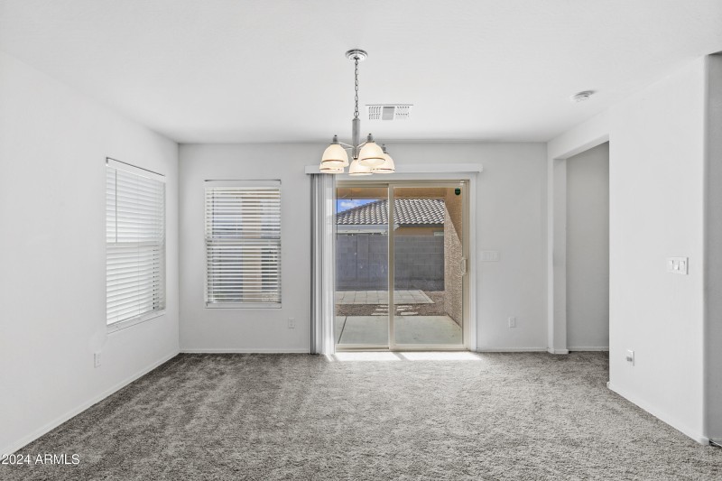 10 - Family Room