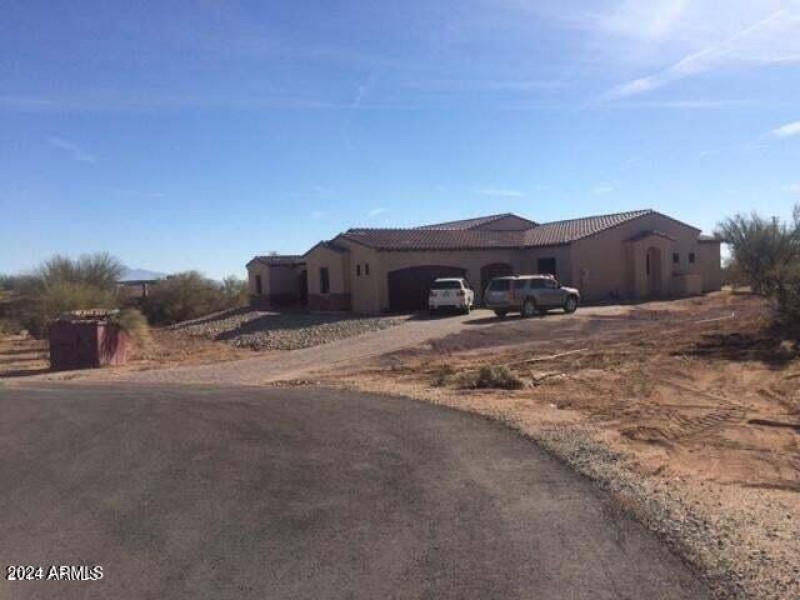 Lot 5