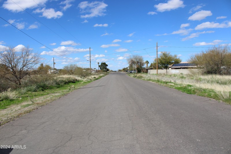 ACCESS ROAD NORTH