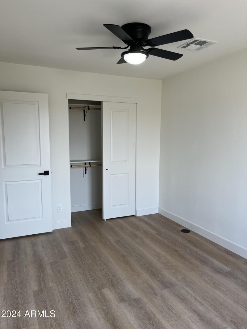 Bedrooms 1