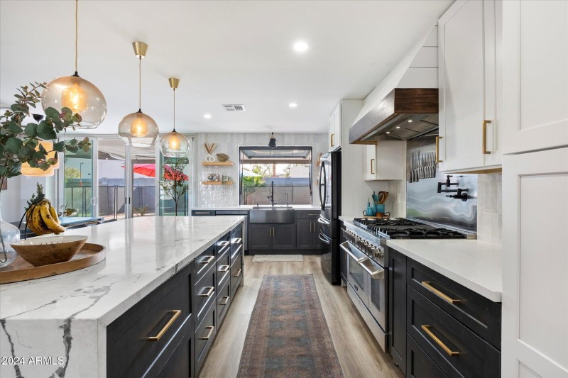 Amazing Kitchen!