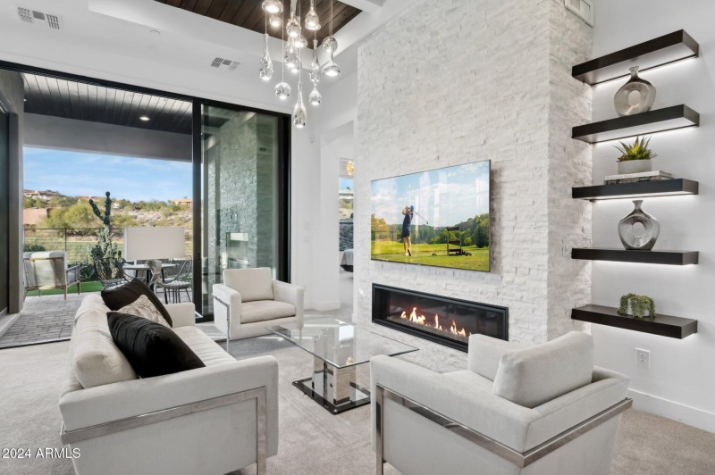 7-web-or-mls-16064-e-ridgestone-dr