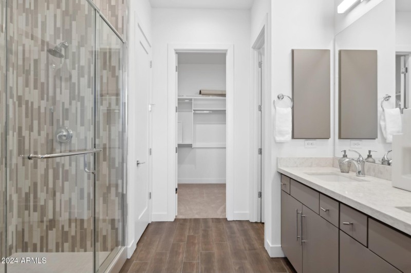 20-web-or-mls-16064-e-ridgestone-dr