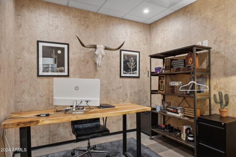 10-web-or-mls-14201-hayden-rd-ste-c2