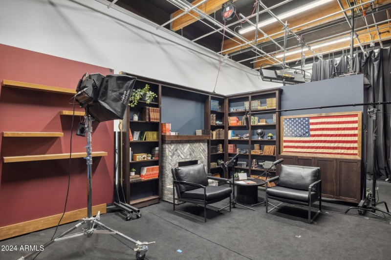 20-web-or-mls-14201-hayden-rd-ste-c2
