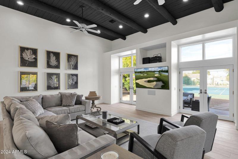 33-web-or-mls-P1053016