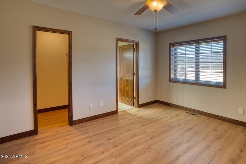 007_Master Suite