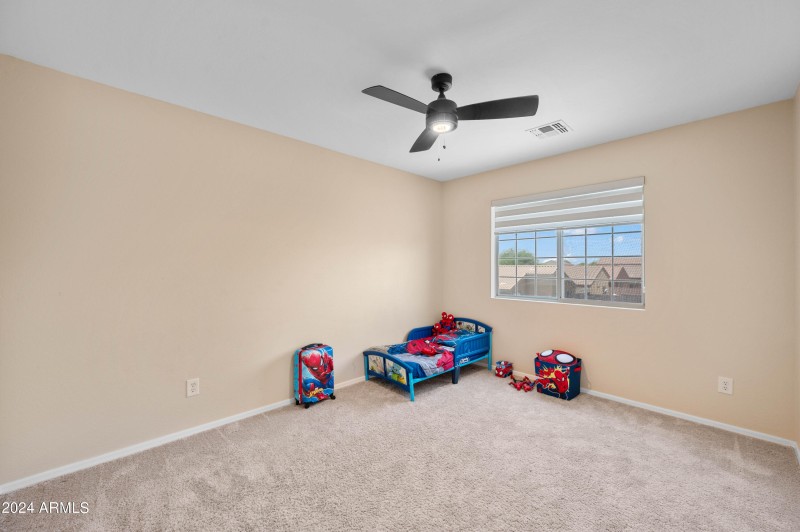 5677 s 239th dr buckeye, az 85326-5