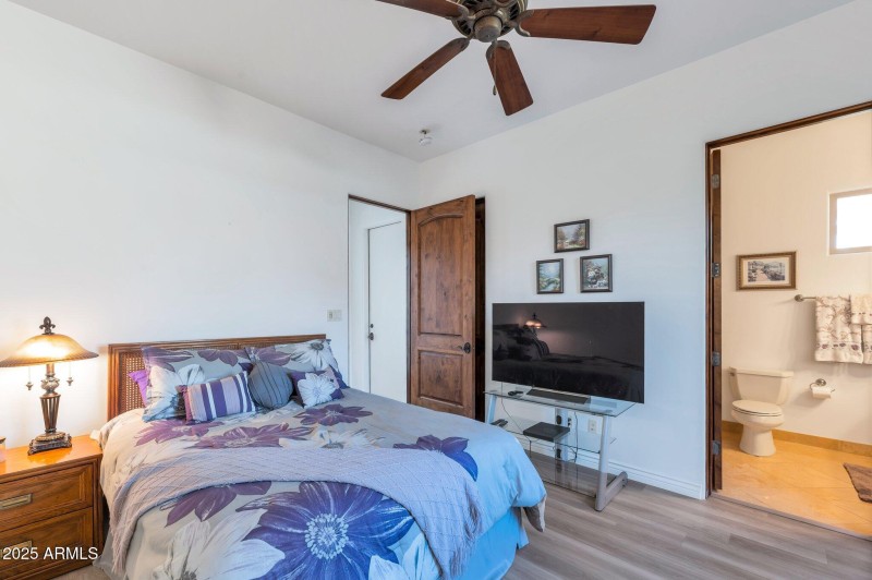 Guest bedroom 1