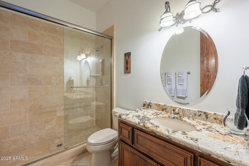 Guest bathroom 3
