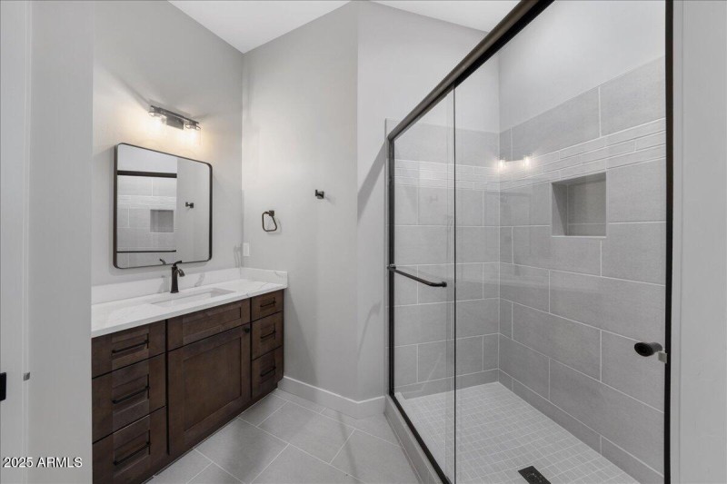 GUEST ENSUITE