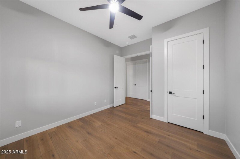 OFFICE/BEDROOM