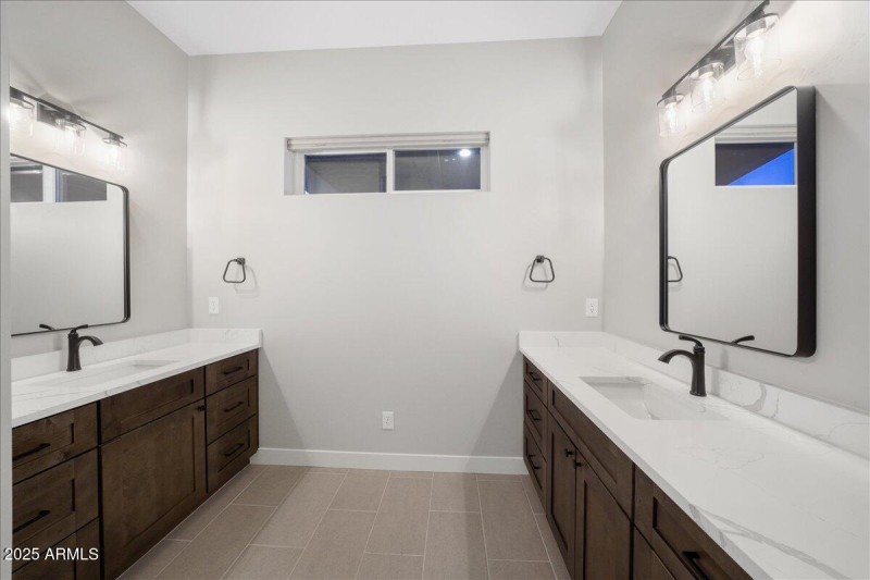 OWNERS ENSUITE