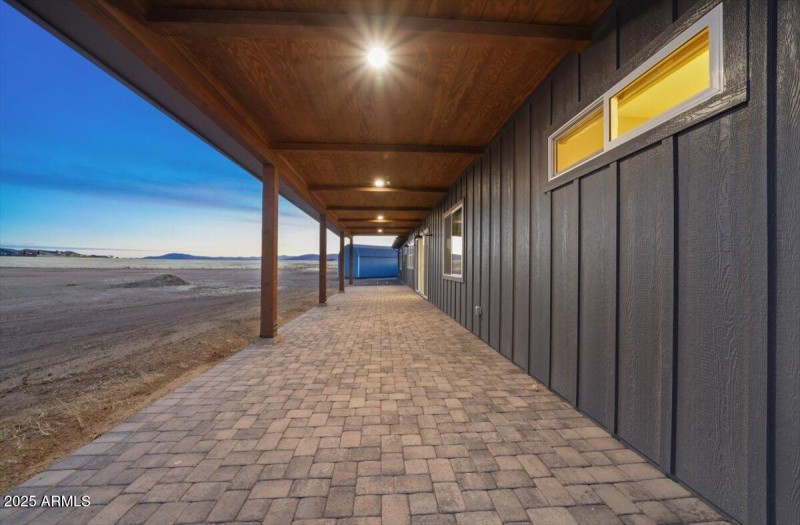 BACK PAVER PATIO