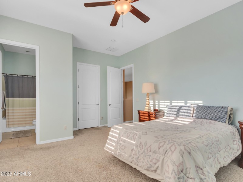17-Guest-ensuite-(3)
