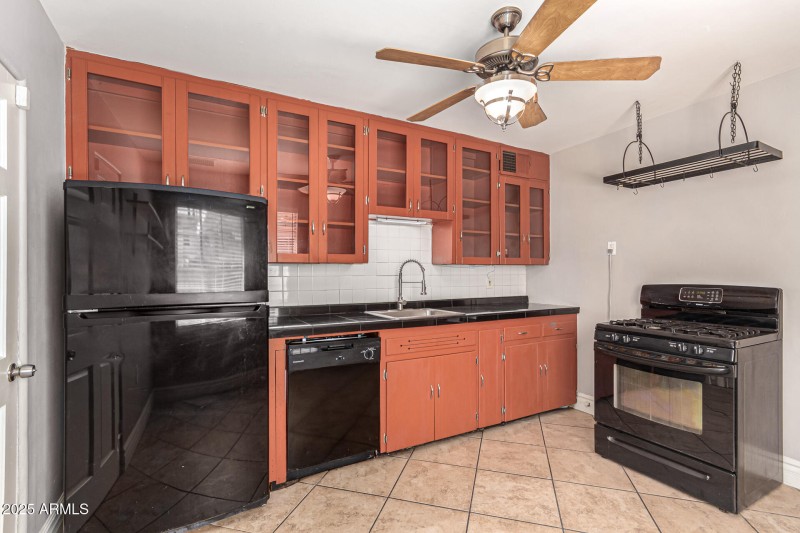 Front Unit Kitchen