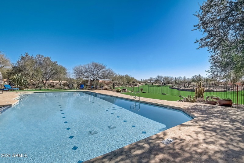 8-web-or-mls-N Northstar Cir-006