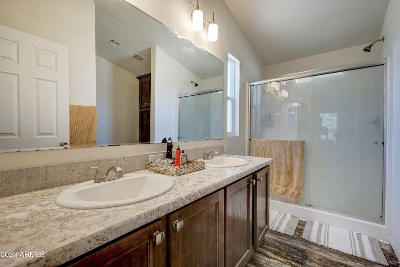6722 W Taylor St-25