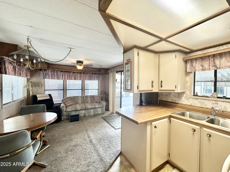 DINING SPACE OFF KITCHEN
