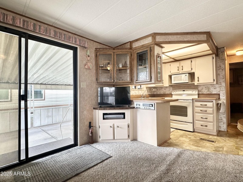 SLIDER TO CARPORT