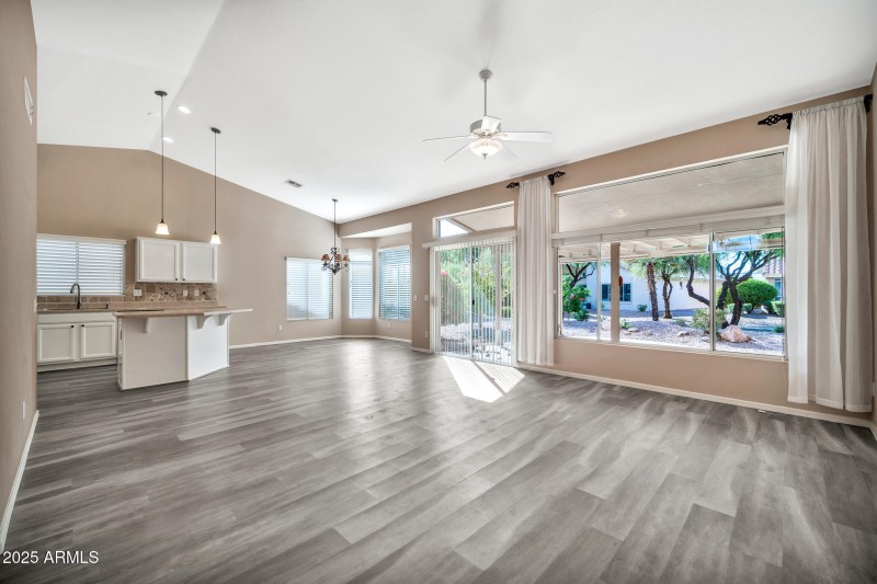 15653 W Monterey Way-5