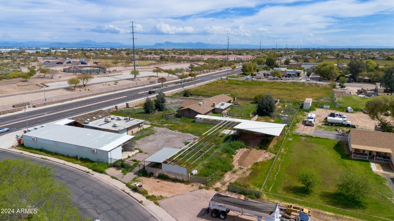 10-Ocotillo