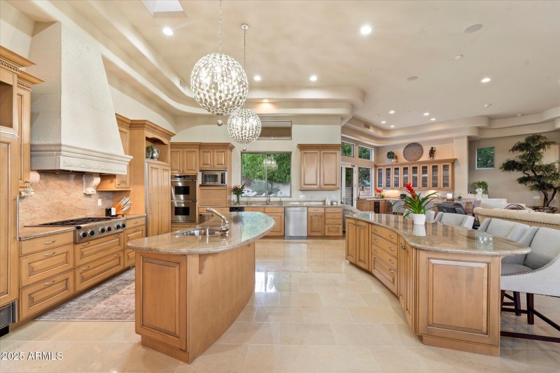 Kitchen 1