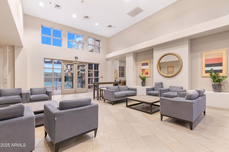 Building Lounge