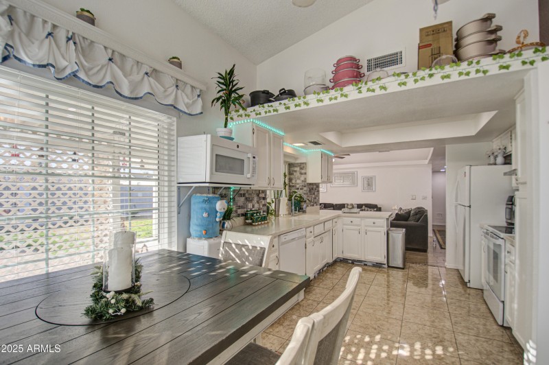 Kitchen 7
