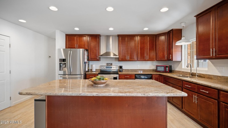 3737 W Morrow Dr - 14