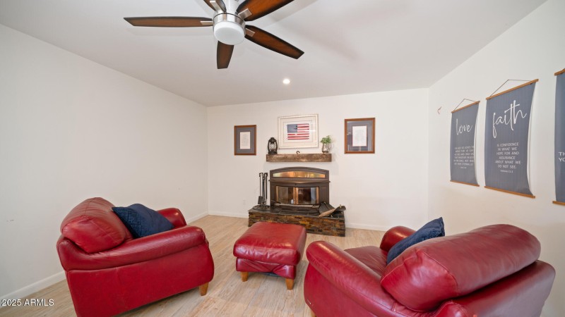 3737 W Morrow Dr - 18