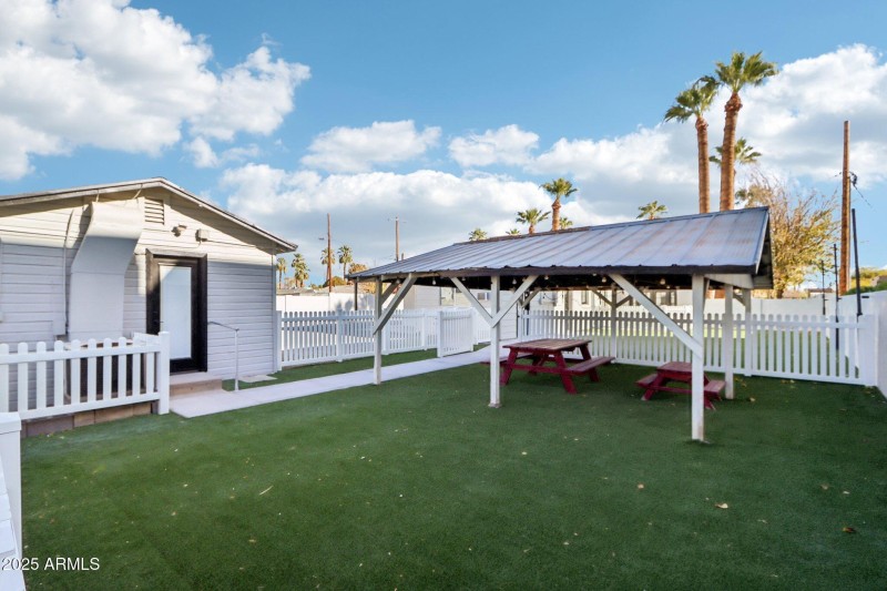 Outdoor area