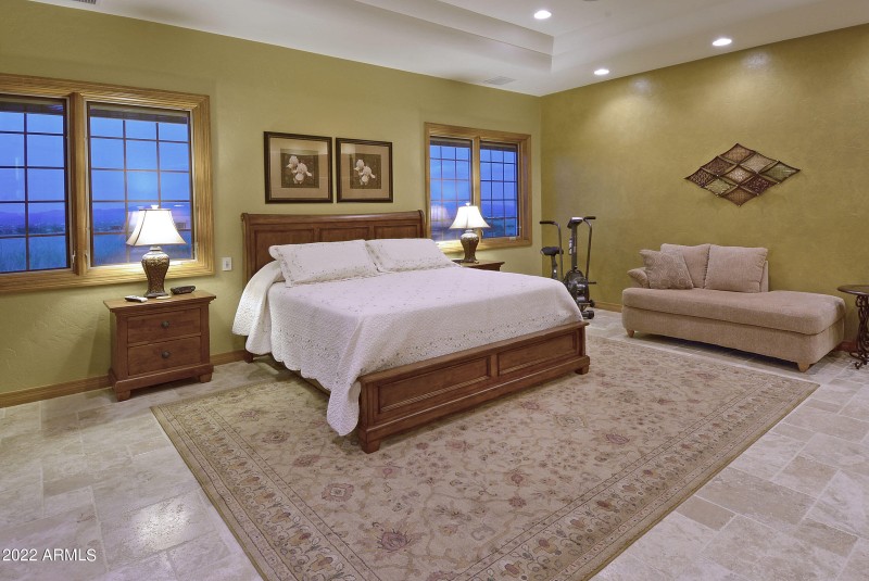 Primary suite