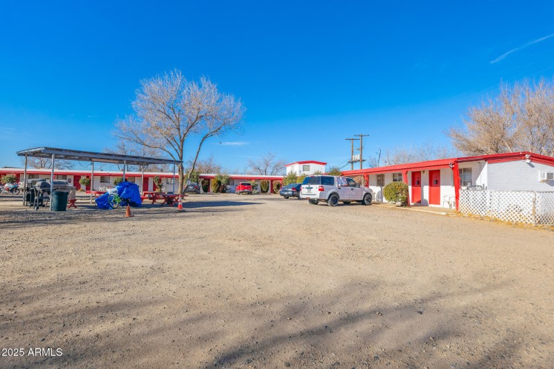 3801 E Andy Devine Ave Kingman, AZ 86401