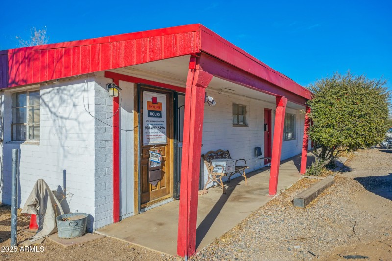 3801 E Andy Devine Ave Kingman, AZ 86401