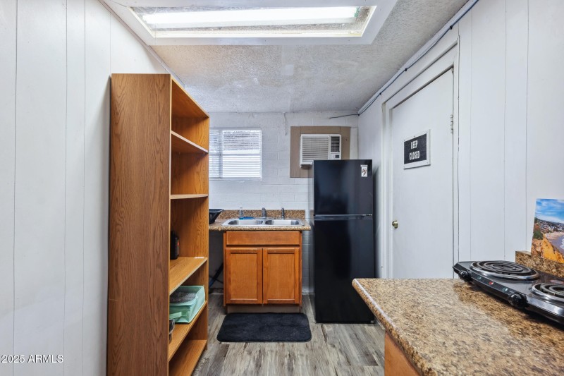 3801 E Andy Devine Ave Kingman, AZ 86401