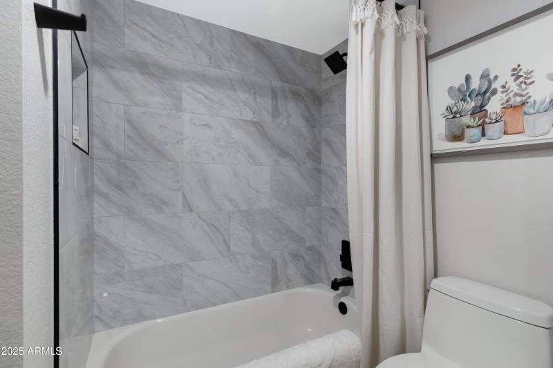 Tub/Shower Combo in Primary Bathroom