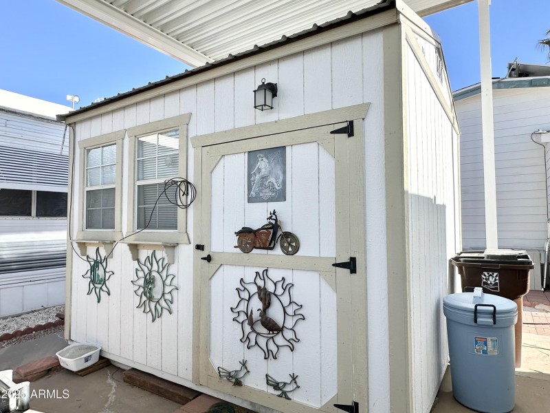 UPGRADED 10x12 SHED