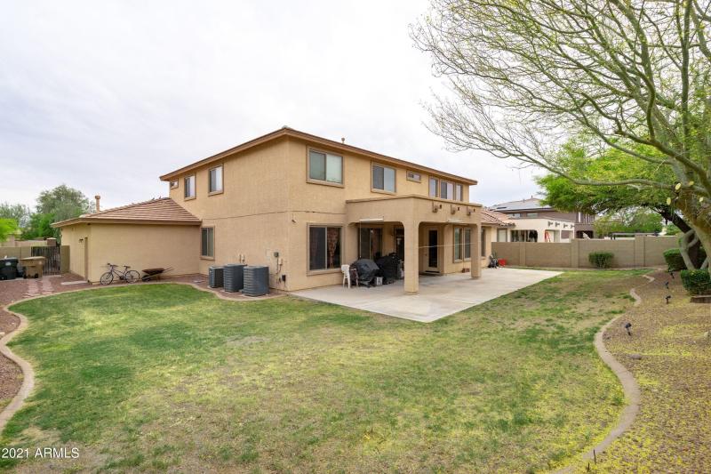 15296 W Coolidge-Backyard