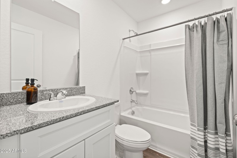 2nd bathroom