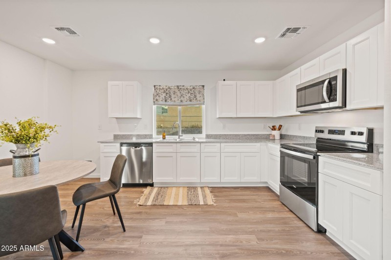 Kitchen 5