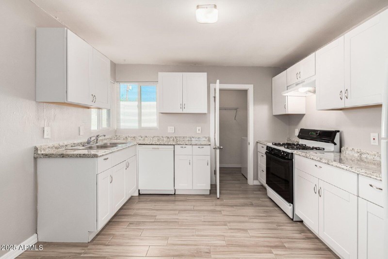 3 Bedroom Unit